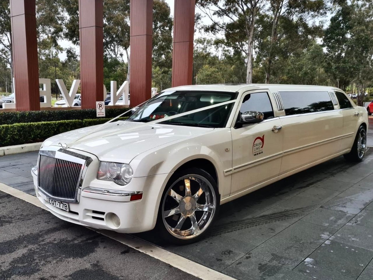 Chrysler Stretch Limo 300